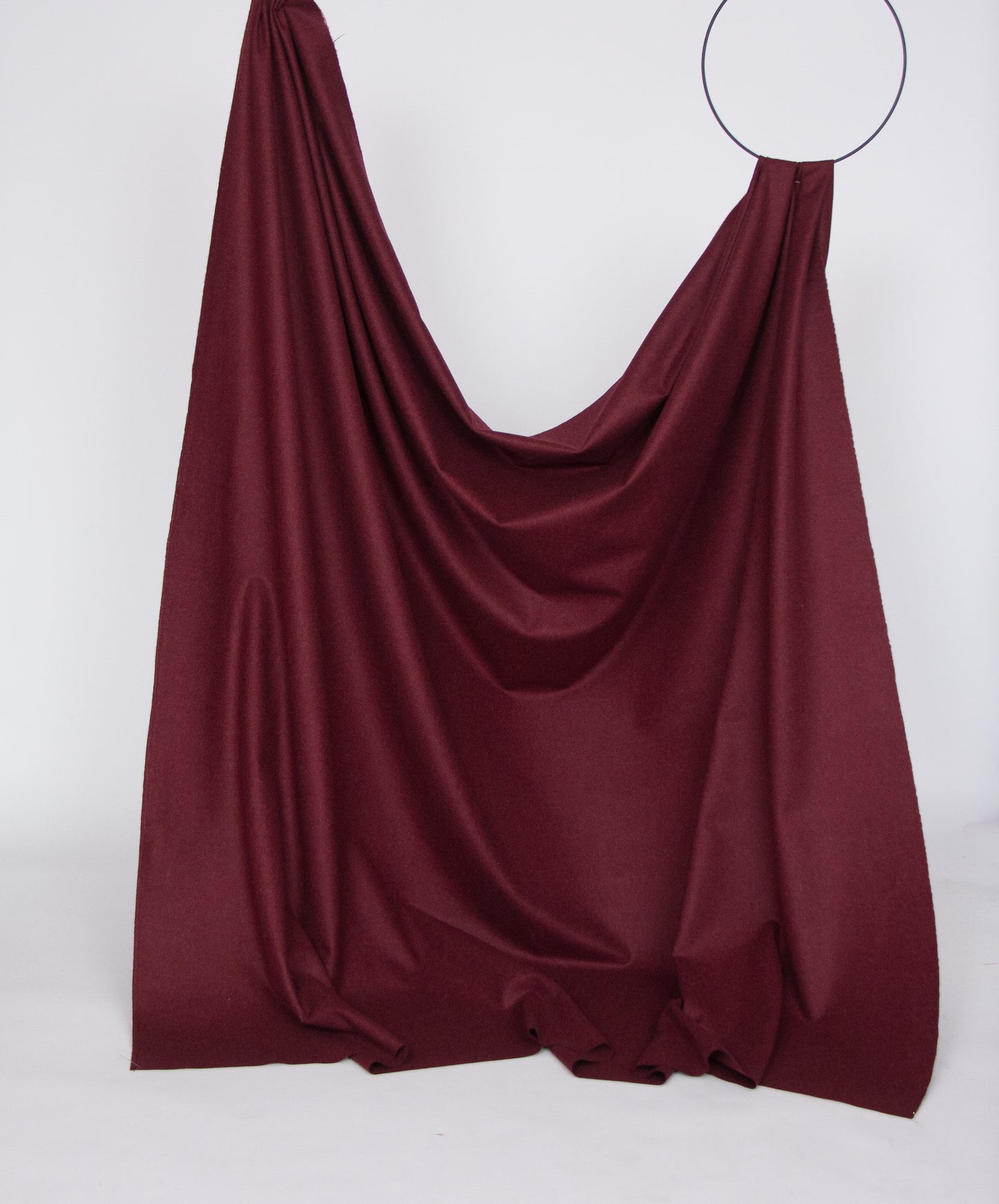 Melanged wine red fine merino wool