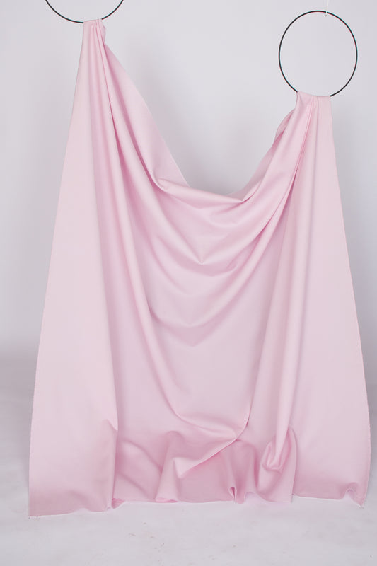 Light pink virgin wool