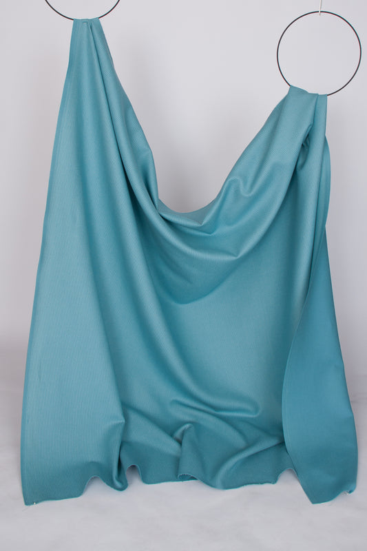 Turquoise medium virgin wool