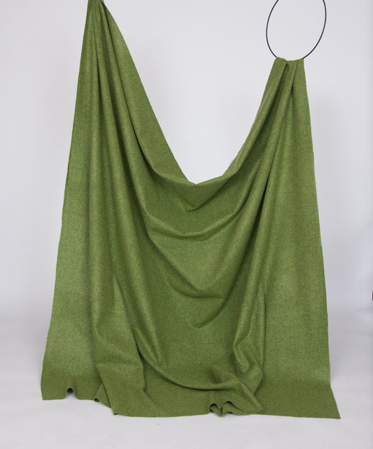 Melanged pistacchio green fine merino wool
