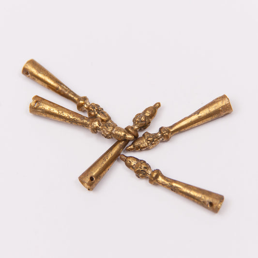 Aglet with acorn top
