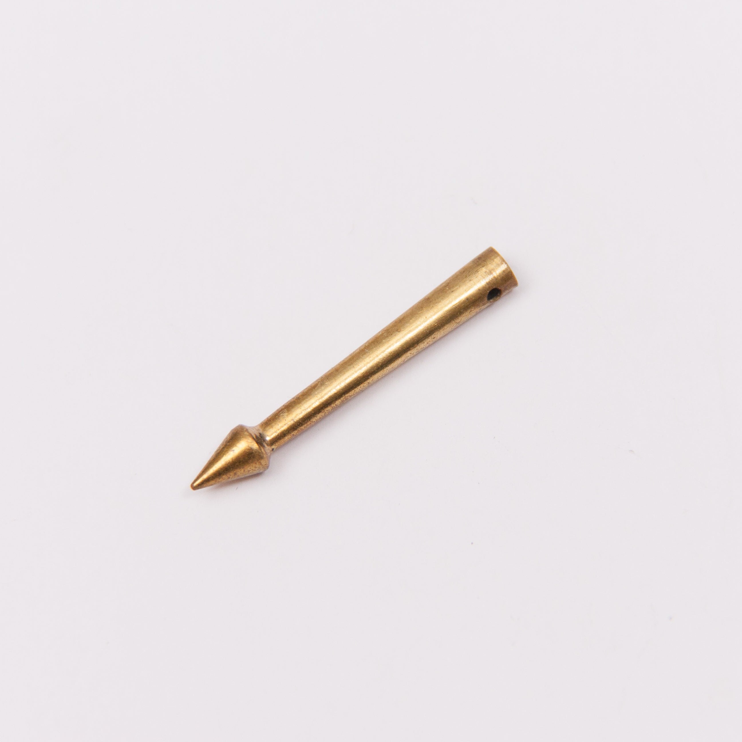 Aglet with dart top – Maiden Minne