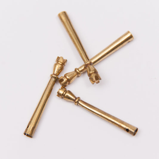 Aglet with tower top